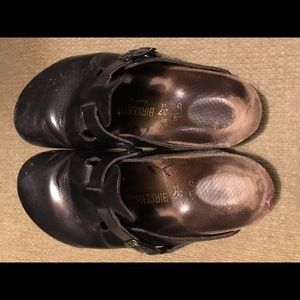 Birkenstock’s clogs black with buckle size 37